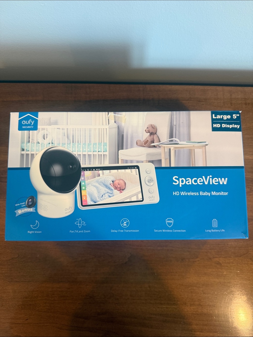 Eufy SpaceView HD Wireless Baby Monitor in White and Black